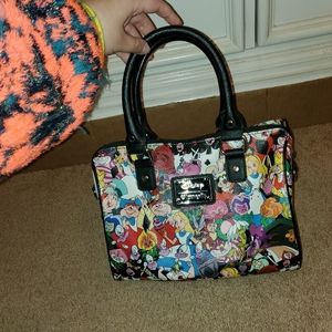 Loungefly Disney Alice in Wonderland Barrel Bag💝